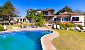 Гостиница Posada La Villa  Вилла Карлос Пас